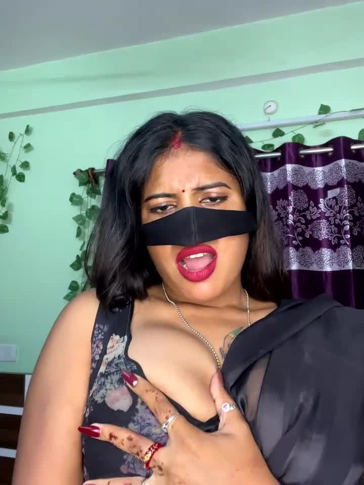 V-Hot-Sweti